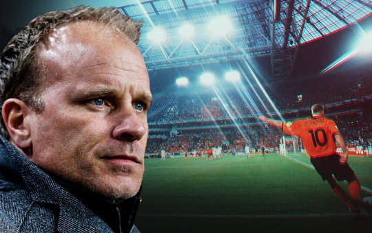 Hẹn với định mệnh: Dennis Bergkamp - có một tuổi 17 khuynh đảo châu Âu