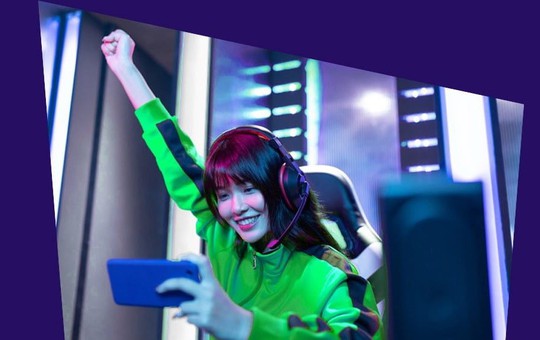 Quốc gia nhỏ bé láng giềng Việt Nam tạo 15% doanh thu cho gã khổng lồ Nvidia: Họ cần nhiều chip làm gì?