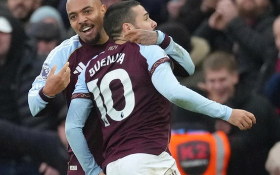 Tình thế đảo chiều trong cuộc đua Ngoại hạng Anh