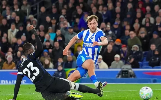 Chelsea chạm đáy khủng hoảng: Thua trắng Brighton, nguy cơ văng khỏi châu Âu