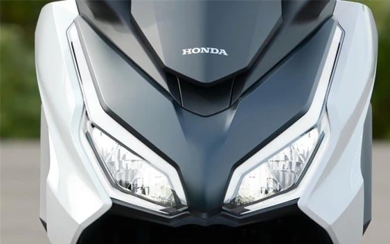 Xe tay ga Honda vừa ra mắt: Mạnh gần gấp đôi Air Blade 125, cốp to hơn Lead, giá bán thế nào?