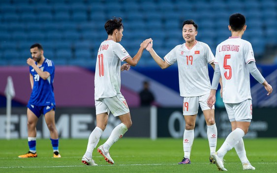 TRỰC TIẾP Bóng đá U23 Việt Nam vs U23 Malaysia: HLV Hoàng Anh Tuấn quyết thắng bằng bộ ba "không chiến"