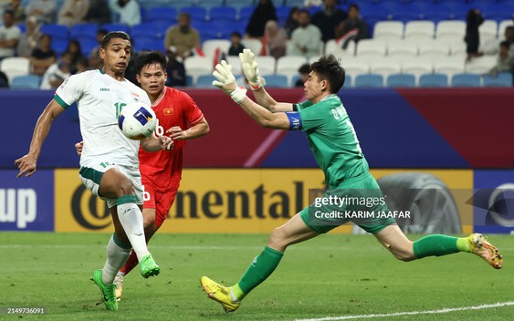 TRỰC TIẾP U23 VIỆT NAM 0-1 U23 IRAQ: Việt Nam chịu quả 11m gây tranh cãi
