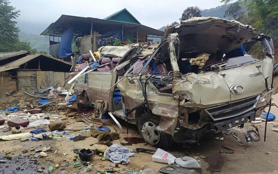 Thông tin mới nhất vụ lật xe khách chở đoàn từ thiện khiến 9 người tử vong