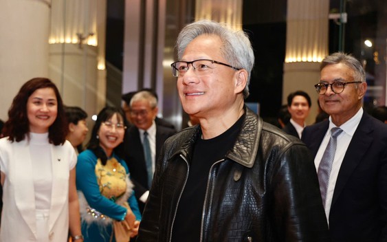 Công nghệ giúp giải quyết bài toán "thiếu 50 triệu người" mà Jensen Huang cảnh báo, VN có nhiều cơ hội lớn