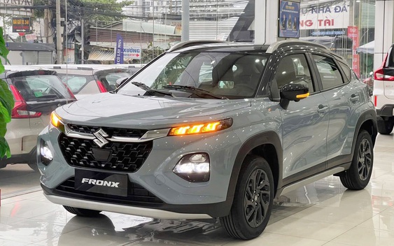 Suzuki Fronx giảm giá mạnh "chưa từng có"; Xe tải điện VinFast sắp lăn bánh đến tay khách Việt