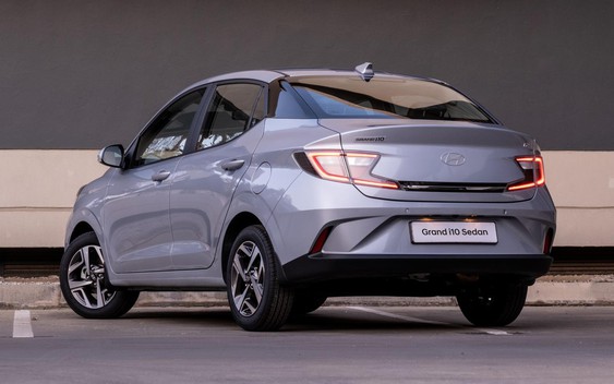 Vua doanh số Hyundai Grand i10 nay bán 200 xe/tháng, hóa ra người dân đổ xô mua xe này