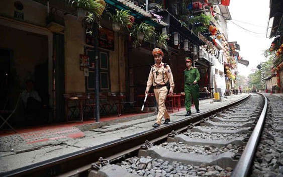 CSGT Hà Nội đồng loạt triển khai lực lượng, kiểm tra tại các khu vực này