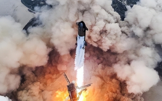 Một vụ nổ lớn xảy ra ở sa mạc Gobi: Dù đã rất nỗ lực nhưng Trung Quốc vẫn chưa thể thắng Elon Musk