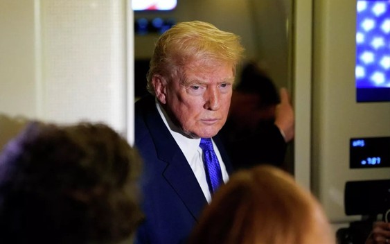 Trung tá Mỹ: Ông Trump đang hoảng vì Iran