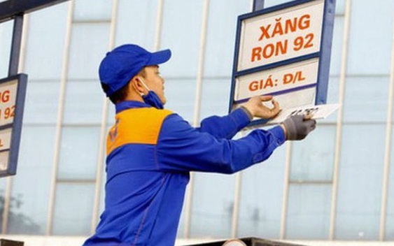 NÓNG: Giá xăng dầu đồng loạt giảm mạnh