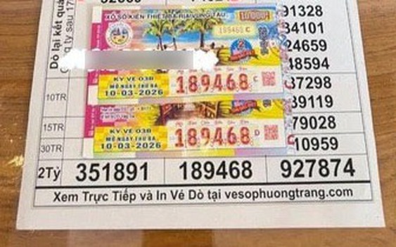 Mua hết những tờ vé số cuối cùng giúp người bán dạo, nam tài xế 39 tuổi trúng độc đắc: Hé lộ tiền thưởng