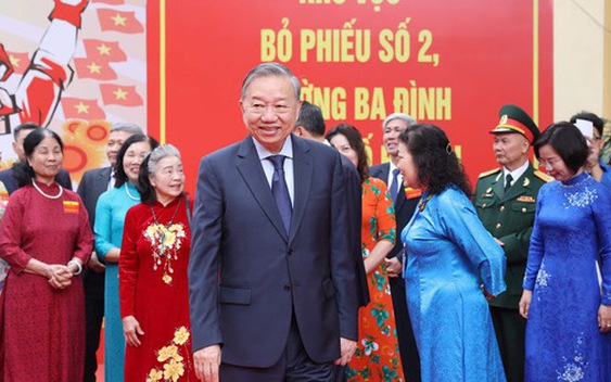 Chùm ảnh: Các đồng chí lãnh đạo Đảng, Nhà nước thực hiện quyền cử tri