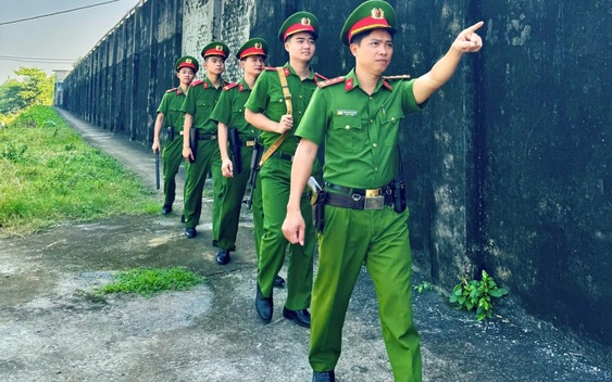 Các cán bộ, chiến sĩ thuộc diện này sẽ nhận được khoản hỗ trợ 5 triệu đồng/tháng từ 1/4