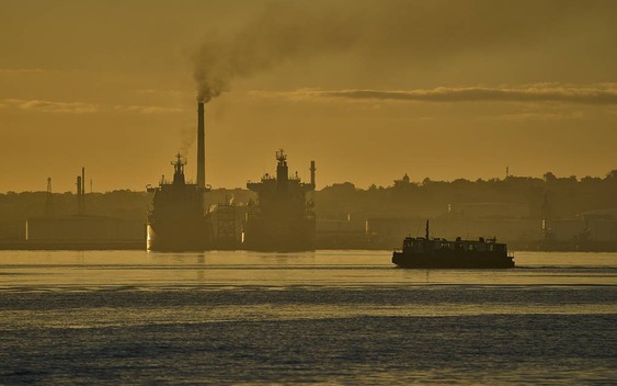 Mỹ đổi ý, để 730.000 thùng dầu Nga đến Cuba, Tổng thống Trump nói: Không vấn đề