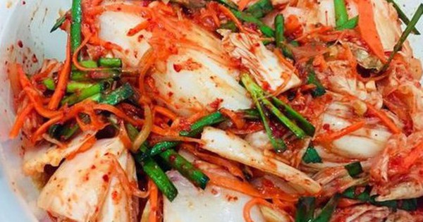 Cách làm kim chi cải thảo đơn giản cho bữa cơm nhà tròn vị