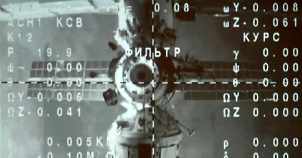 Russia posts video of ISS space station “splitting in half”, officials clapping loudly: Implicit threat?