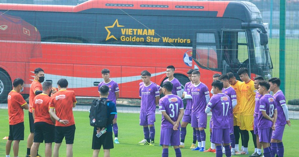 U23 Vietnam will leave for the UAE tonight to attend the Dubai Cup 2022