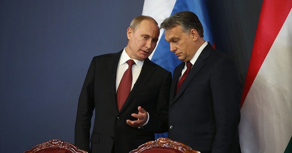 NATO country opposes Russian oil and gas sanctions, Ukraine questions the real “engine”