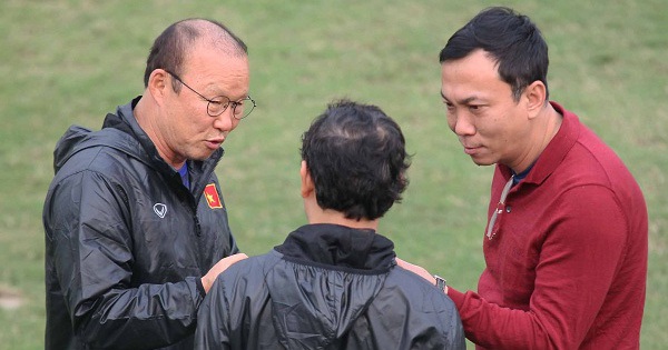 Assistant Le Huy Khoa has Covid-19, Mr. Park & ​​the Vietnamese team are in a difficult position in Japan