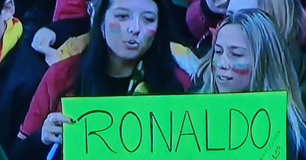 Portuguese female fans ask… to look like Ronaldo