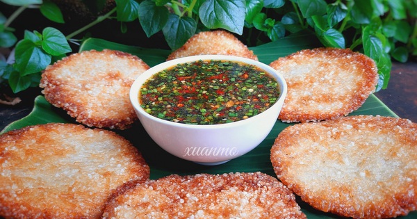 Cách làm cơm cháy mỡ hành từ cơm nguội giòn rụm, càng ăn càng mê