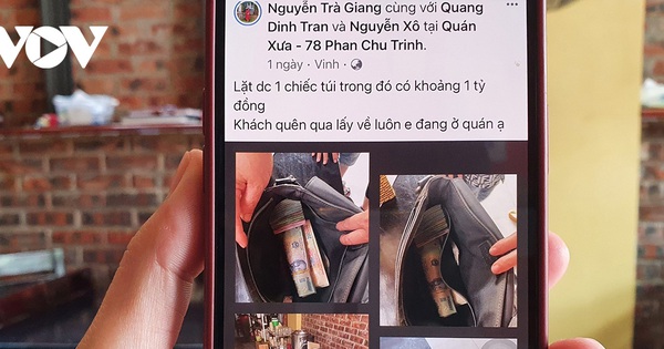 The owner of the restaurant went to social networks to find customers who forgot the bag with nearly 1 billion dong in cash