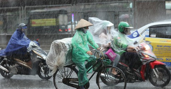 The North entered a series of bad weather days, thunderstorms lasted from tonight, it was cold