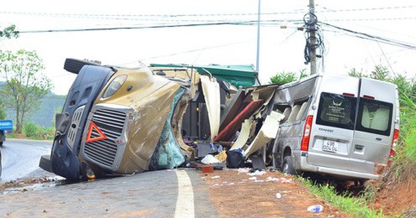 Serious accident on Mimosa pass Da Lat, 7 people injured