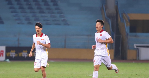 Coach Park Hang Seo asked 6 players to practice after the victory over Korea U20