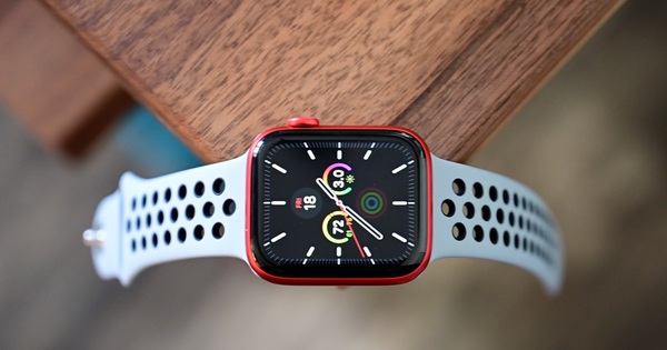 Apple Is Repairing Apple Watch For Free, Check Now Are You Eligible?