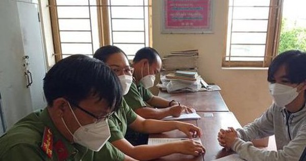 Police work with young people to sell Dong Khoi theater for 55 billion dong