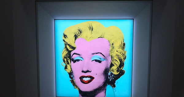 Why is the Marilyn Monroe portrait considered the most expensive painting of the 20th century, costing up to 4.5 trillion?