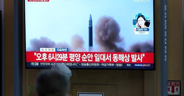 Just declared an emergency, North Korea fired 3 ballistic missiles in a row