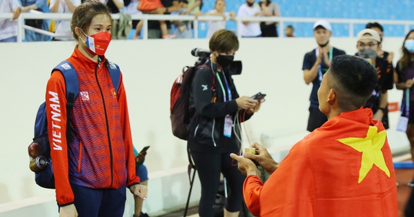 Winning the long jump gold medal, athlete Nguyen Tien Trong proposed to the girlfriend of the rattan player