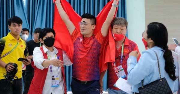 Overcoming the pressure of the incident, Ha Minh Thanh “opened up” gold medals for Vietnamese shooting