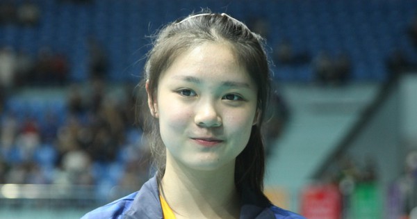 Admire the beauty of the 15-year-old Thai badminton ‘Pearl’ at the 31st SEA Games