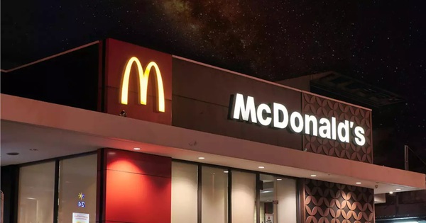Russians propose more than 200 new names for McDonald’s