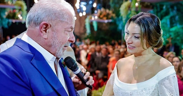 Proving enough leadership ability, the 76-year-old Brazilian Presidential candidate married a wife 21 years younger