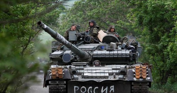 The war in Ukraine dragged on, the rift within the West grew