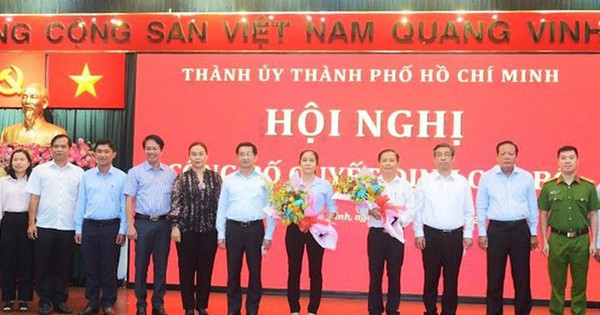 Ho Chi Minh City announced the decision of the Secretariat on personnel work