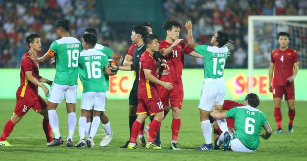 U23 Vietnam started the SEA Games smoothly, but they still have a big disadvantage