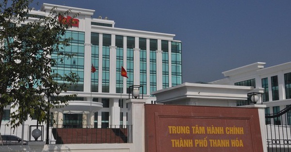 Mistakes in recruitment, 26 civil servants in Thanh Hoa city had to retake the exam