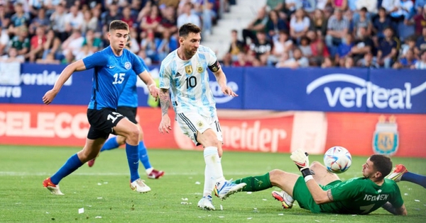 Messi scored 5 goals in 1 game for the first time for Argentina