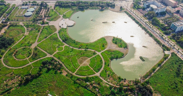 thumbnail - Công viên 16 ha ở Hà Nội bỏ hoang thành nơi trồng rau, đánh cá