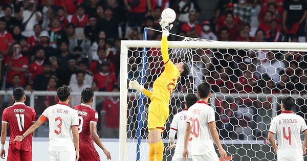 Phá kỷ lục giữ sạch lưới, Đặng Văn Lâm vẫn xếp sau thủ môn Indonesia|lich thi dau aff cup truc tiep