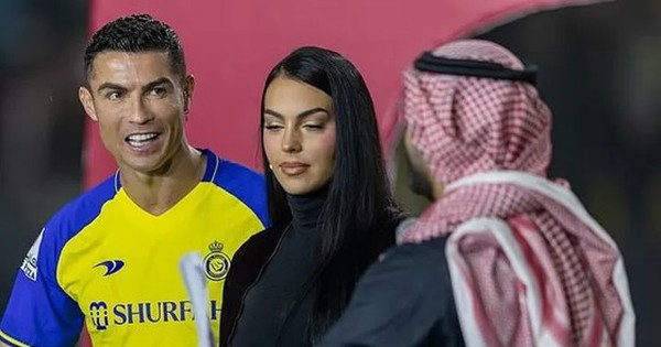 Ronaldo 'có thể phạm luật vì chung sống với Georgina ở Saudi Arabia'|lịch vòng bảng aff cup