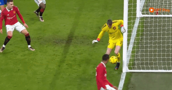 De Gea phạm sai lầm ngớ ngẩn, bị ví như kẻ say rượu trên sân|giai bong da aff cup 2021
