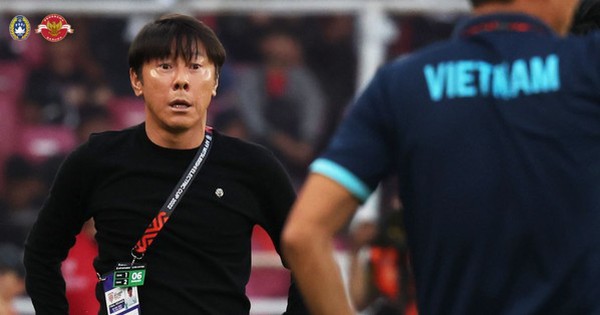 HLV Shin Tae-yong đăng bài chỉ trích Văn Hậu, CĐV Indonesia vào bình luận ác ý|đấu aff cup