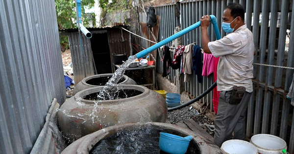 Khoan giếng nước trong sân nhà, cụ ông bị phạt 17 triệu đồng: Gia đình tranh cãi với cán bộ, đòi xé giấy phạt